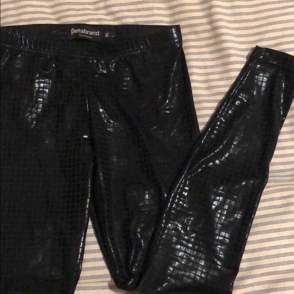 Beta brand leggings